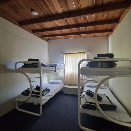 Strahan Backpackers Eksteriør bilde