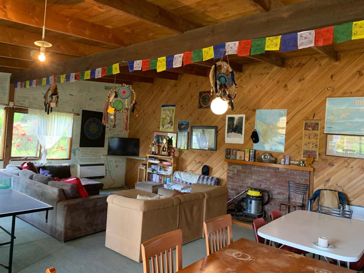 Strahan Backpackers Eksteriør bilde